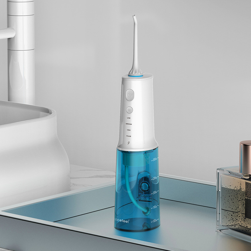 Nicefeel Oral Care Przenośny bezprzewodowy irygator do jamy ustnej o pojemności 300 ml Zbiornik na wodę o dużej mocy
